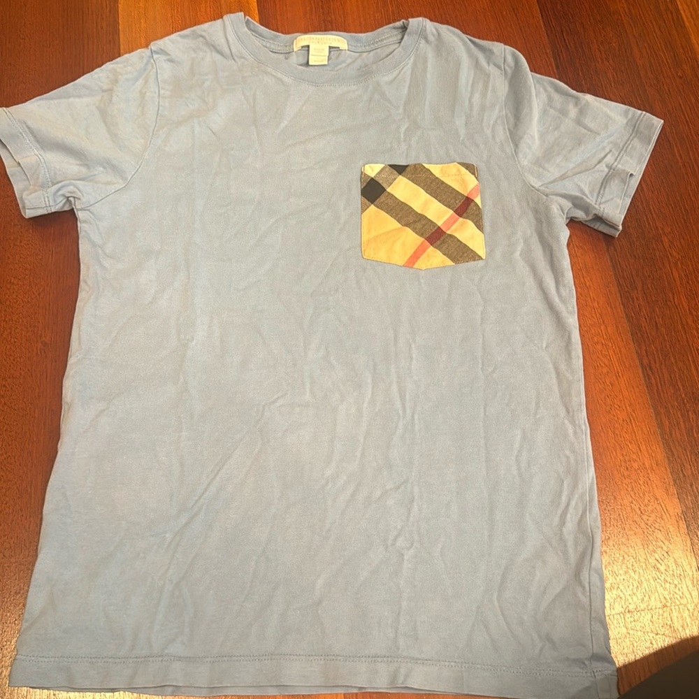 Burberry T-shirt